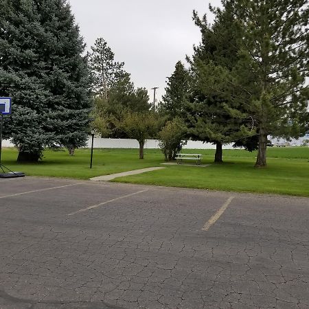 Plaza Motel Preston Exterior photo