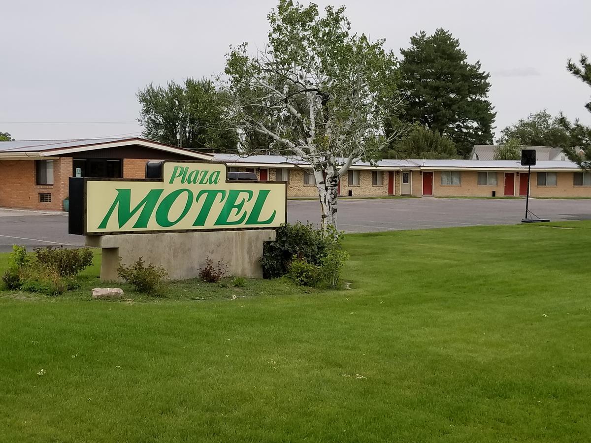 Plaza Motel Preston Exterior photo